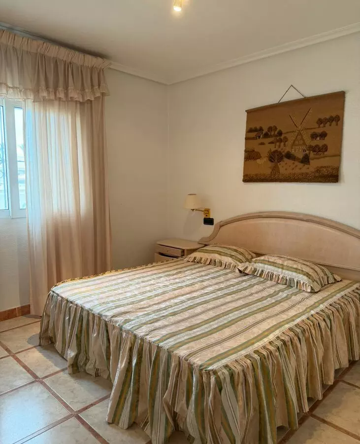 5-bedroom Villa In Orihuela Costa, Spain (130 M²)