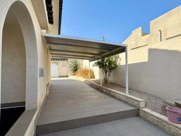 4-bedroom Villa In Rojales, Spain (161 M²)