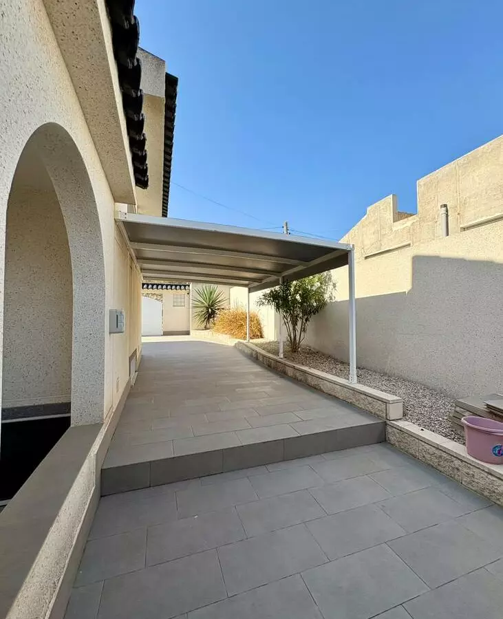 4-bedroom Villa In Rojales, Spain (161 M²)