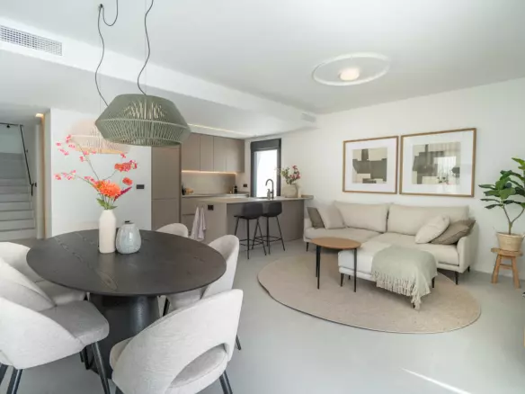 4-bedroom Villa In Rojales, Spain (203 M²)