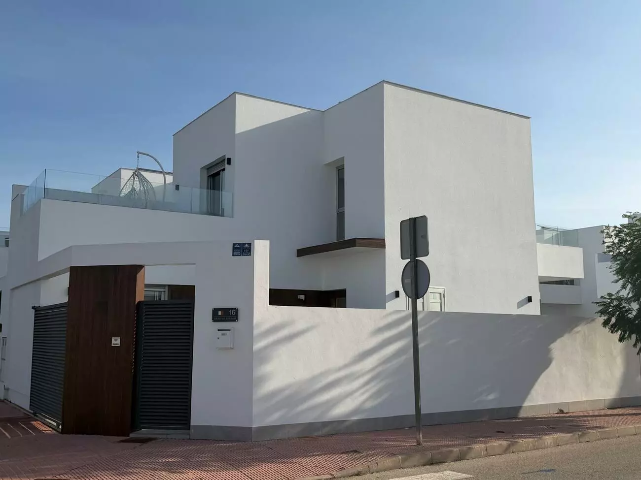 3-bedroom Villa In San Fulgencio, Spain (175 M²)