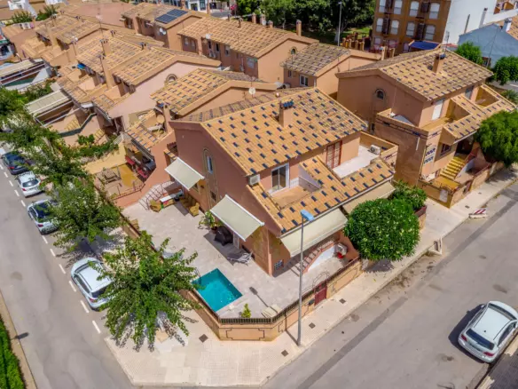 3-bedroom Villa In Pilar De La Horadada, Spain