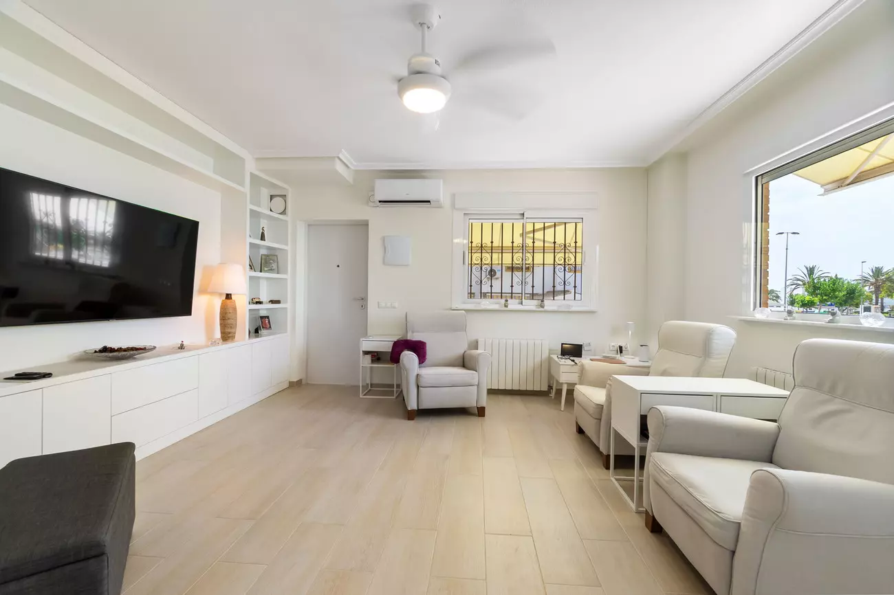 3-bedroom Villa In Pilar De La Horadada, Spain