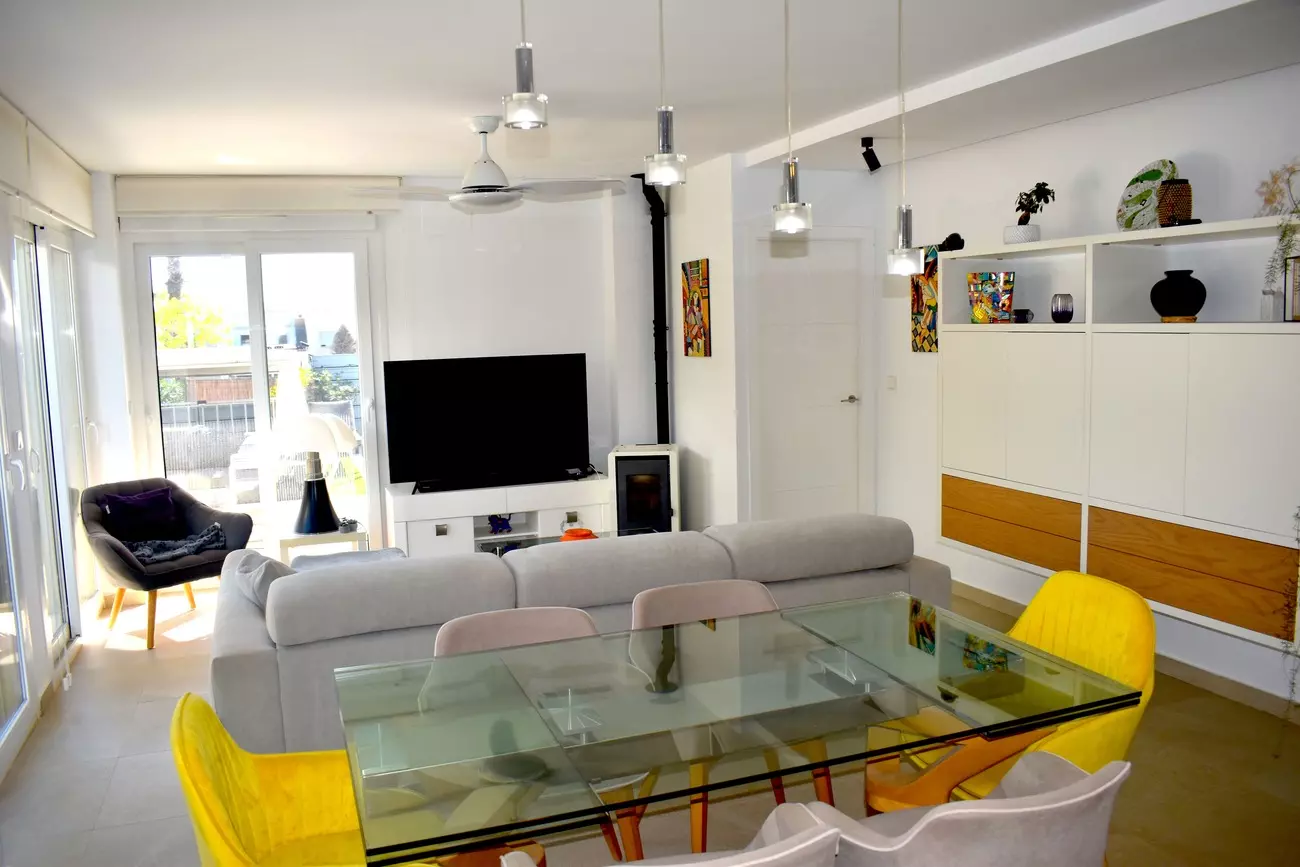 3-bedroom Villa In Orihuela, Spain (100 M²)