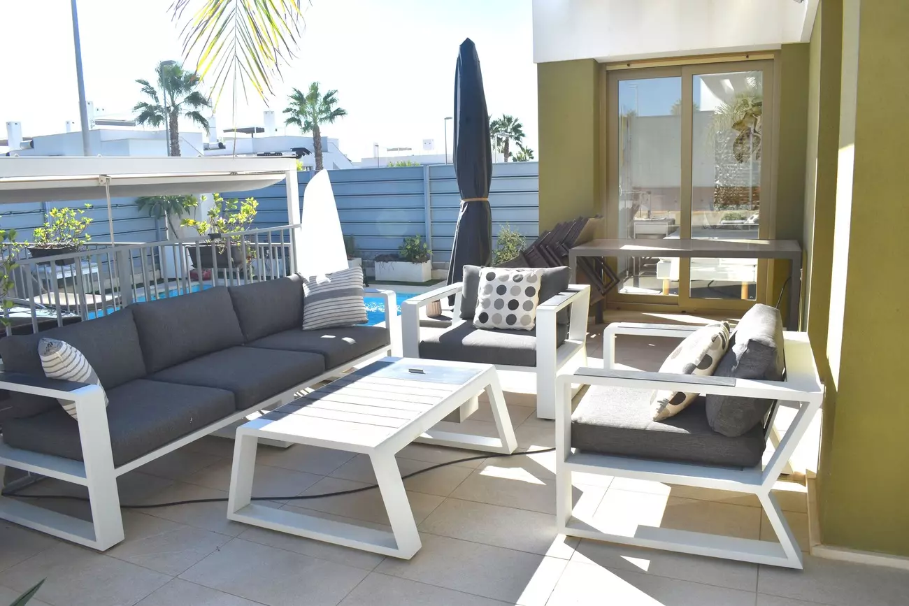 3-bedroom Villa In Orihuela, Spain (100 M²)