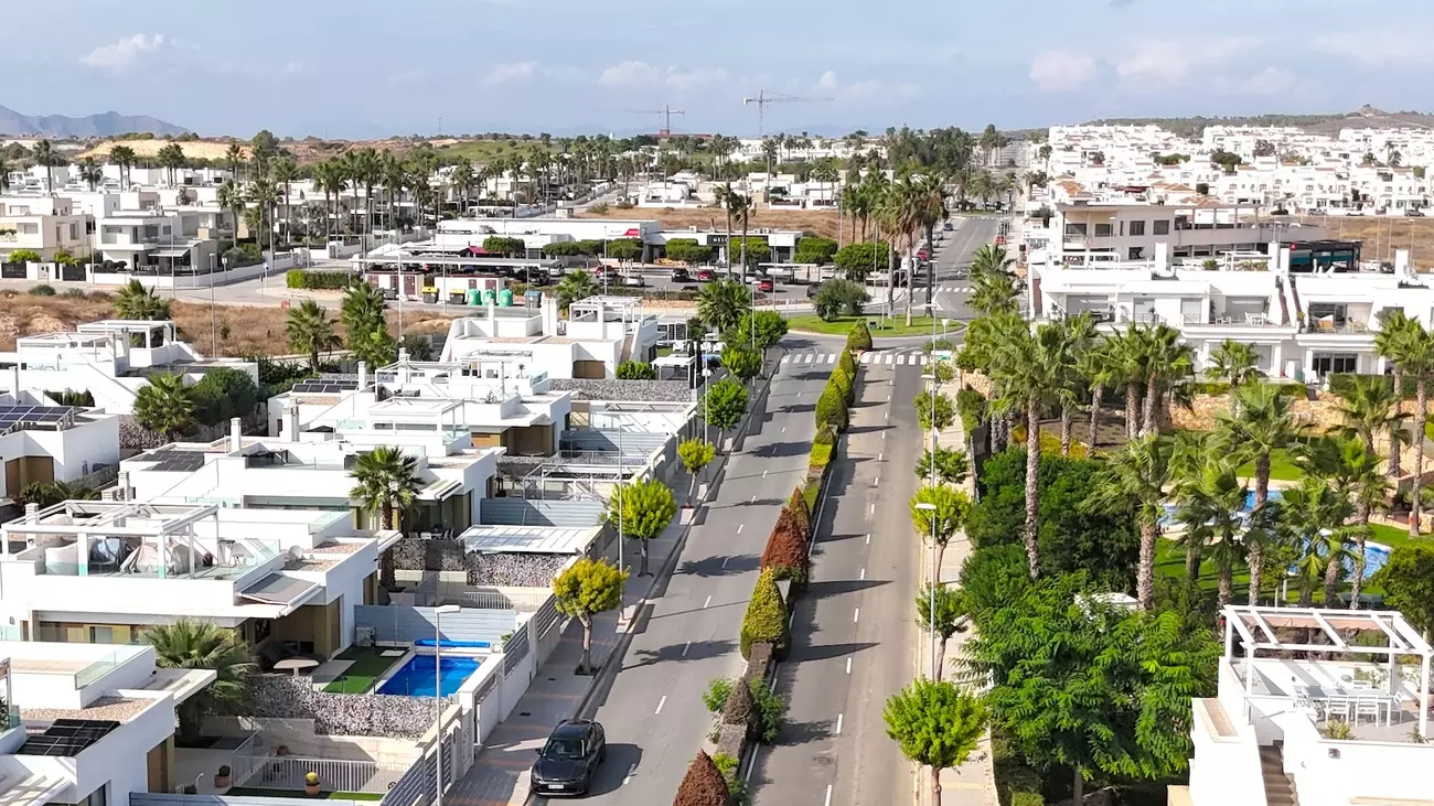 3-bedroom Villa In Orihuela, Spain (100 M²)