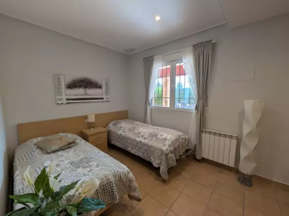 4-bedroom Finca In Sax, Spain (192 M²)