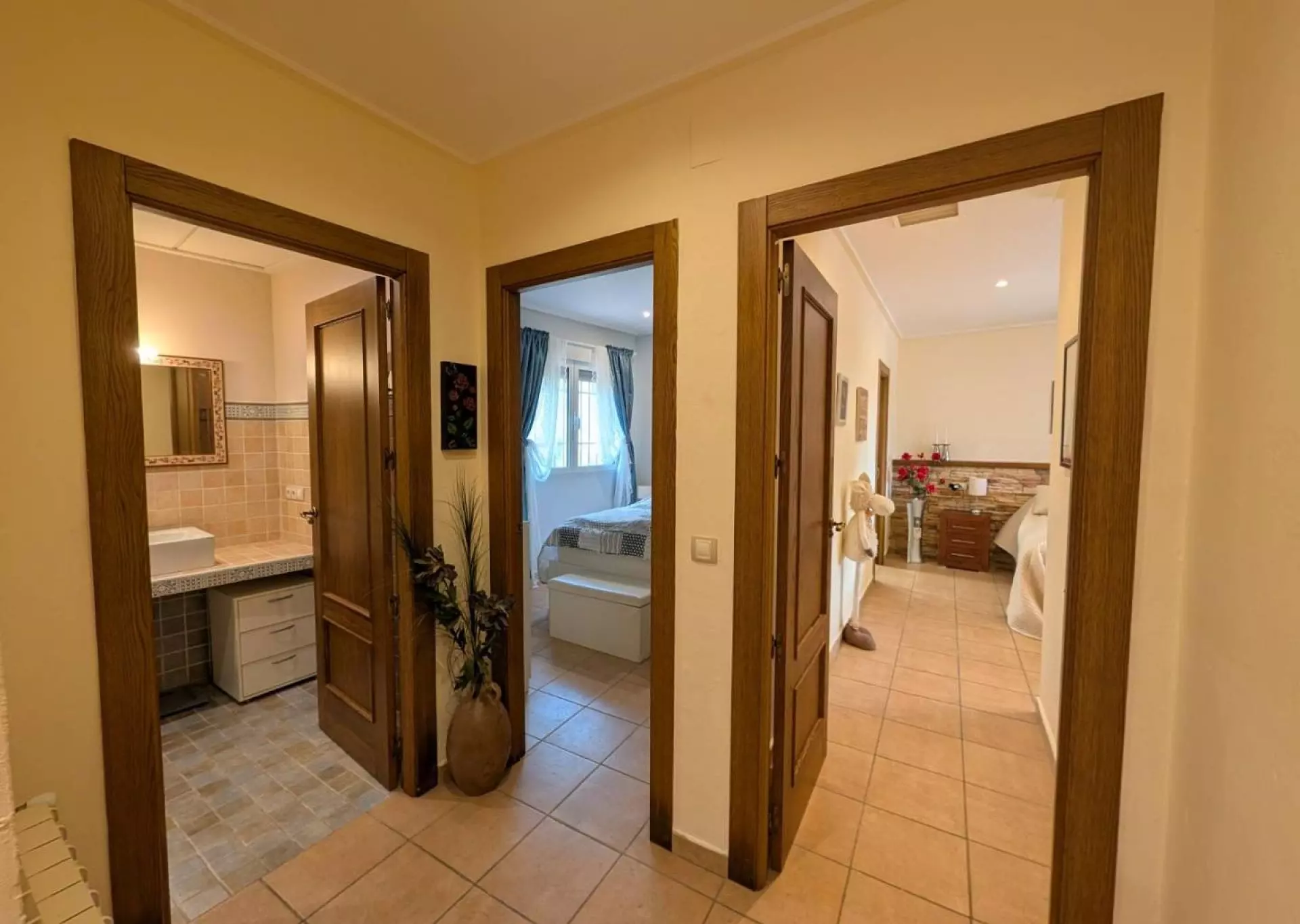 4-bedroom Finca In Sax, Spain (192 M²)