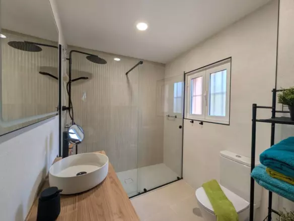 4-bedroom Finca In Sax, Spain (192 M²)