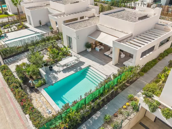 2-bedroom Villa In Algorfa, Spain (132 M²)