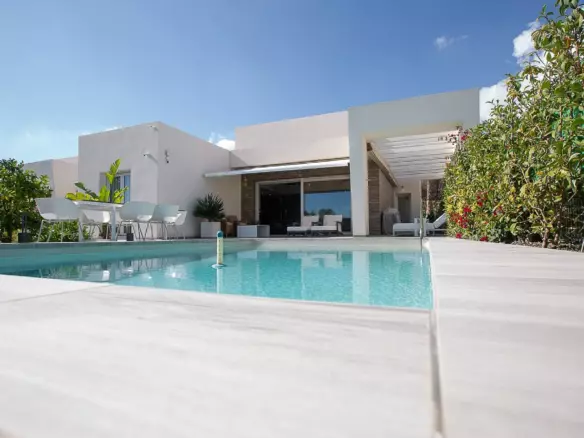 2-bedroom Villa In Algorfa, Spain (132 M²)