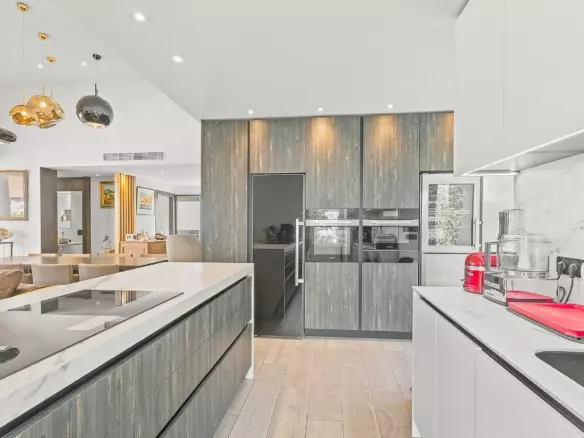 2-bedroom Villa In Algorfa, Spain (132 M²)