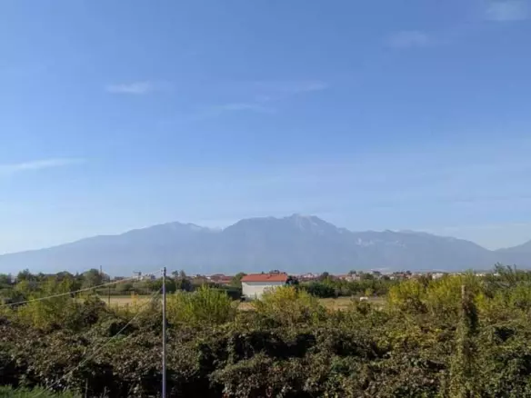 3-bedroom Detached House In Paralia, Greece (246 M²)