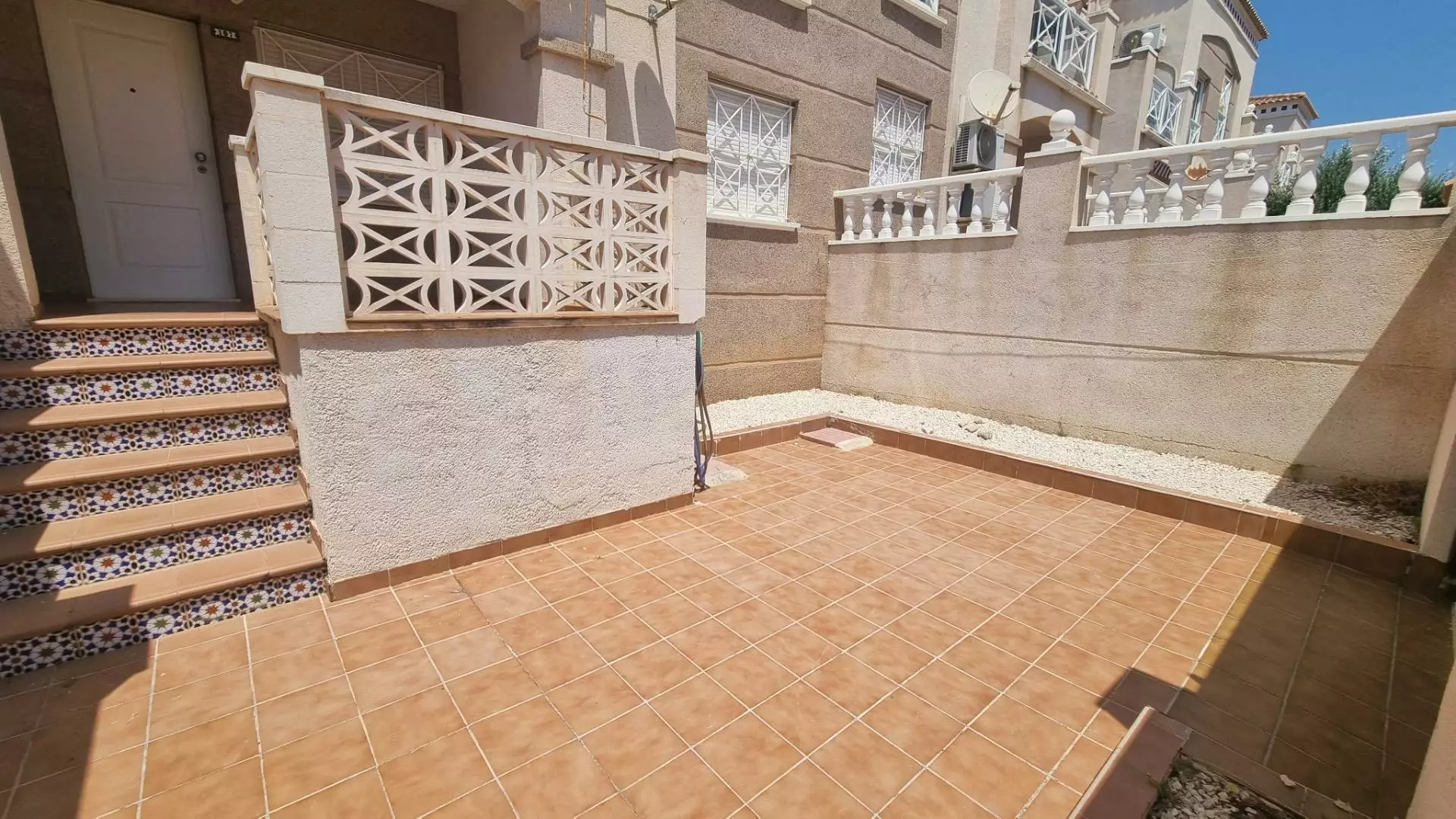 2-bedroom Bungalow In Torrevieja, Spain (70 M²)