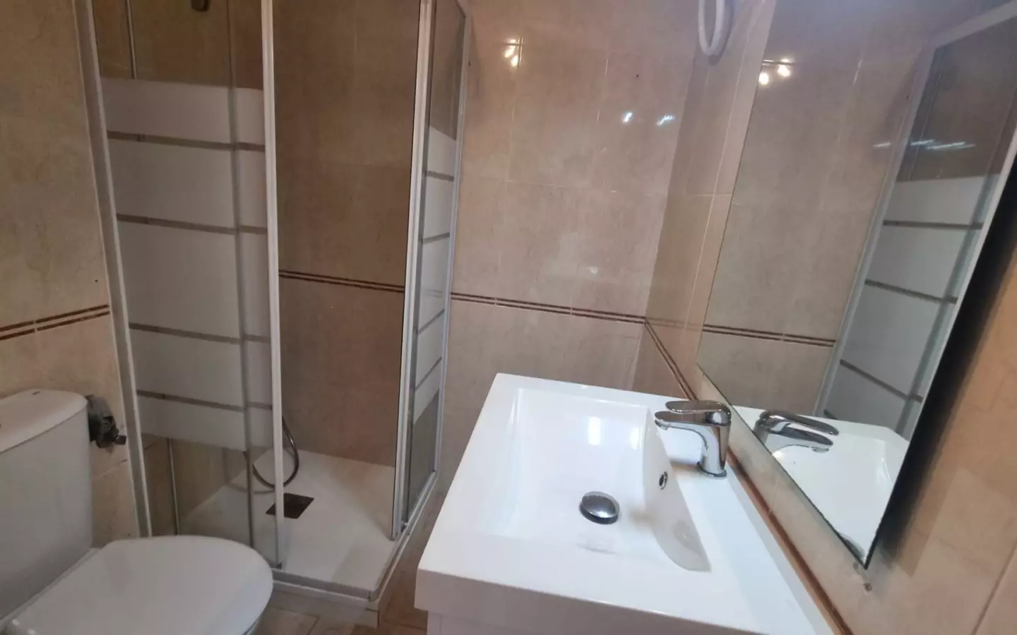 2-bedroom Bungalow In Torrevieja, Spain (70 M²)