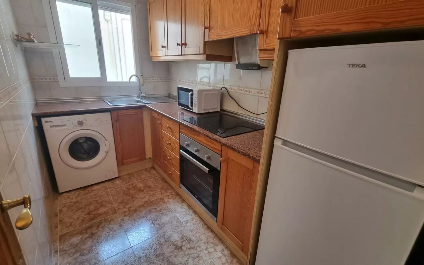 2-bedroom Penthouse In Torrevieja, Spain (65 M²)