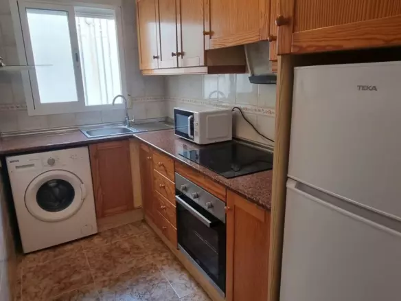 2-bedroom Penthouse In Torrevieja, Spain (65 M²)