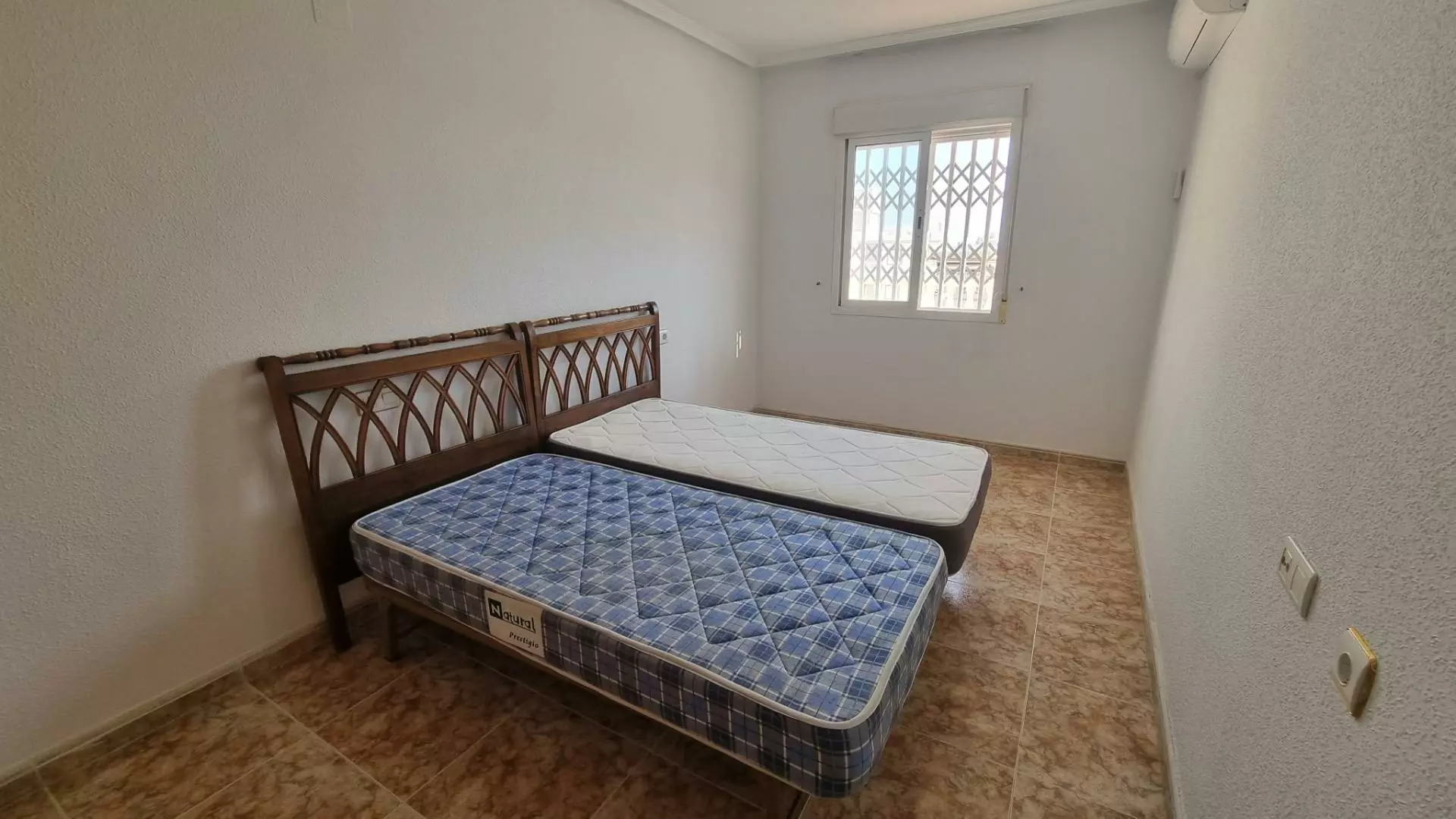 2-bedroom Penthouse In Torrevieja, Spain (65 M²)
