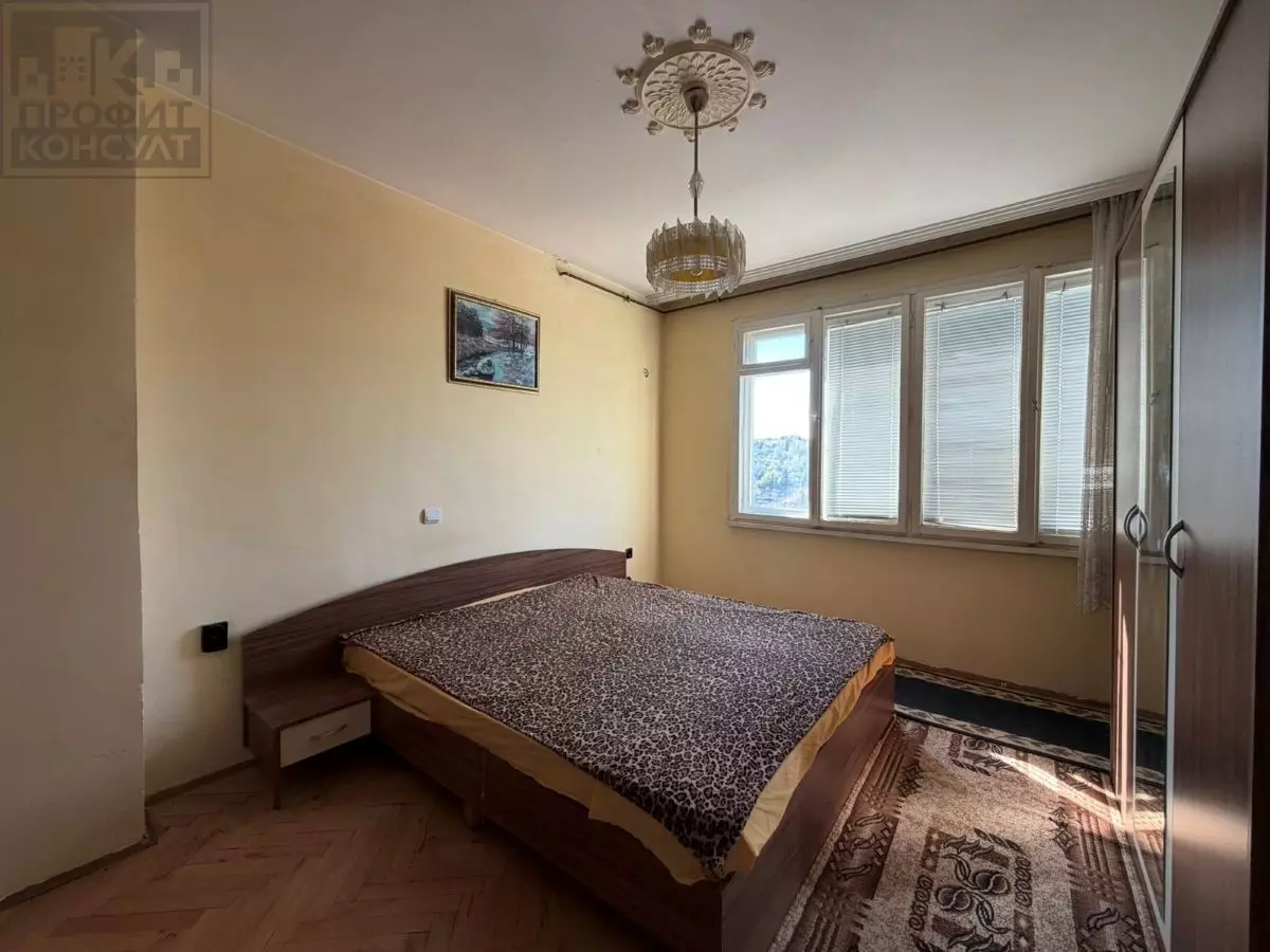 Three-bedroom Apartment, 107 Sq.m., On A Quiet Street