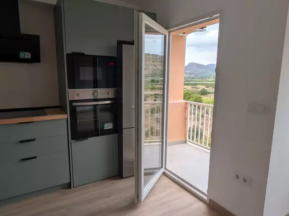 3-bedroom Flat In Sagunto (105 M²)