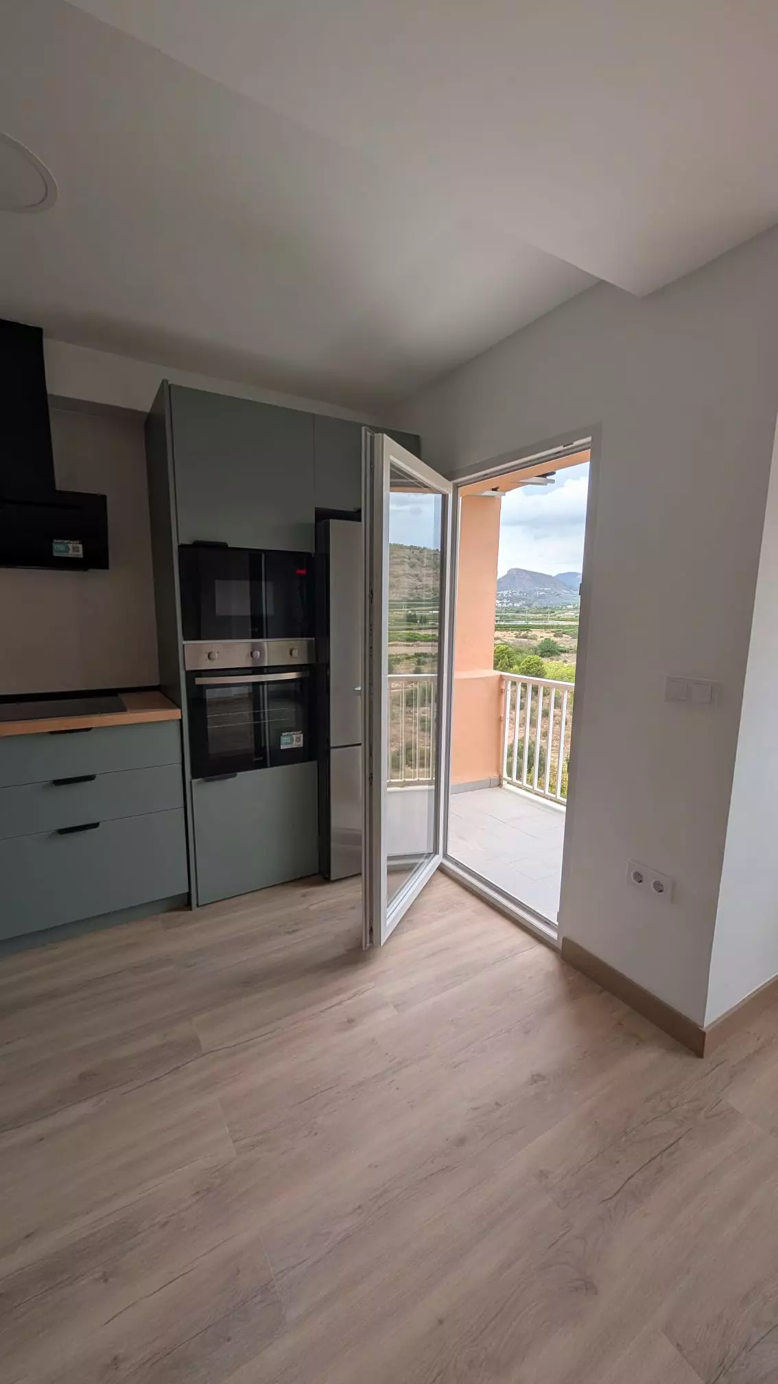 103-947ec5 3-bedroom Flat In Sagunto (105 M²)