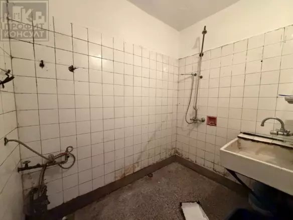 Three-bedroom Apartment, 107 Sq.m., On A Quiet Street
