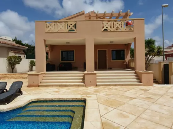 4-bedroom Property In Ciudad Quesada, Spain (175 M²)