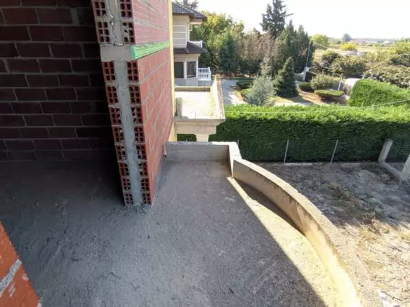 3-bedroom Detached House In Paralia, Greece (246 M²)