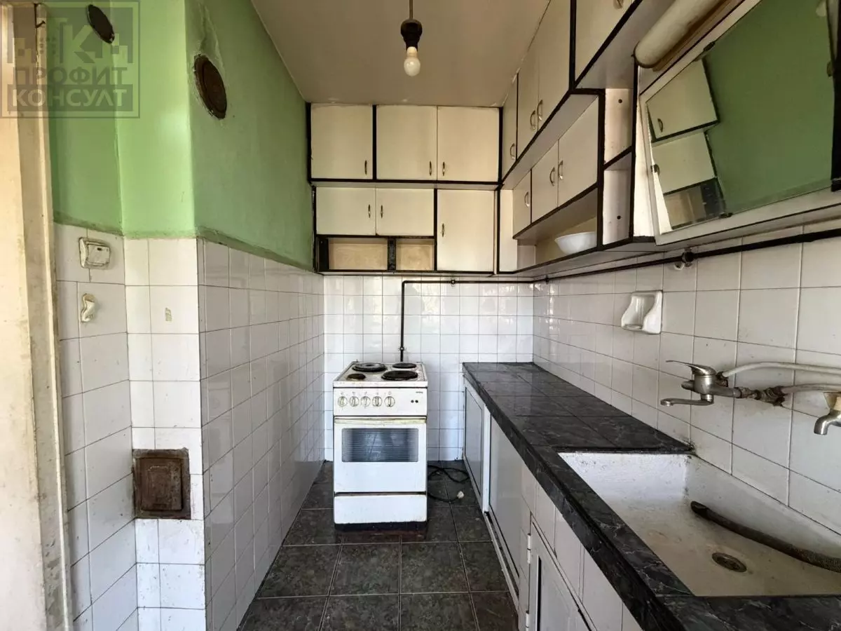 Three-bedroom Apartment, 107 Sq.m., On A Quiet Street
