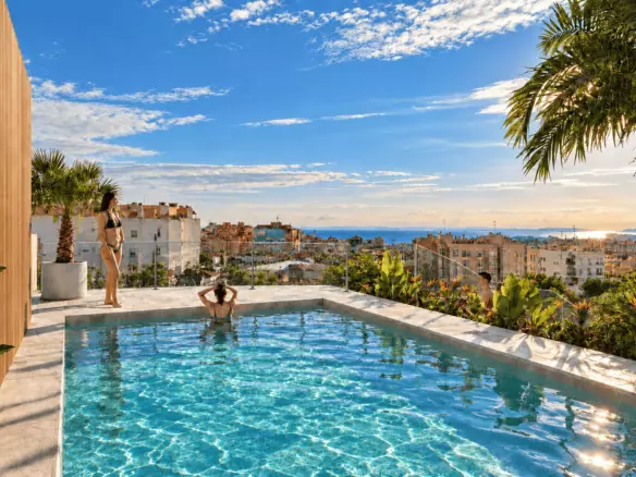 3-bedroom Apartment In Santa Pola, Spain (101 M²)