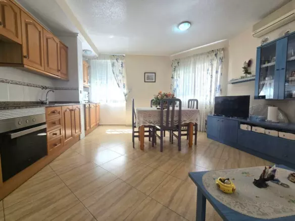 2-bedroom Apartment In Torrevieja, Spain (91 M²)