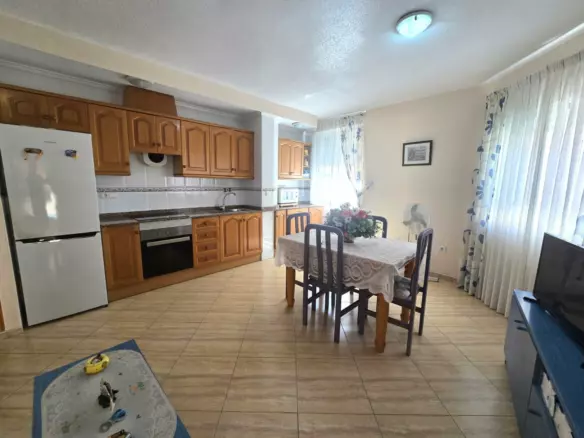 2-bedroom Apartment In Torrevieja, Spain (91 M²)