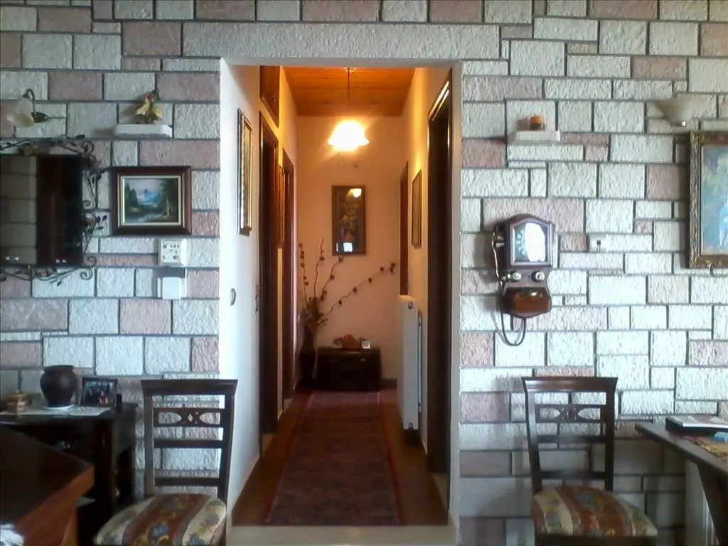 3-bedroom Detached House In Agrinio, Greece (190 M²)
