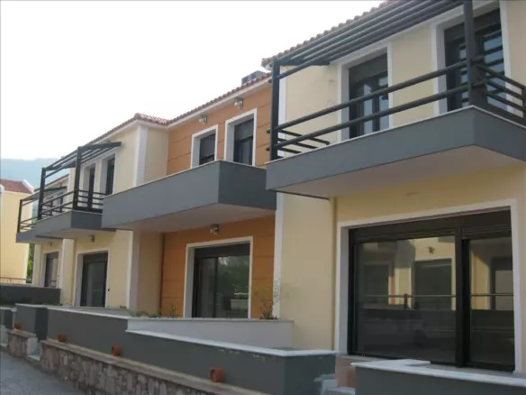 3-bedroom Maisonette In Lesvos – Mitilini, Greece (136 M²)