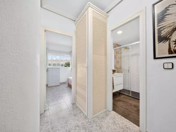 3-bedroom Flat In Alicante, Spain (110 M²)
