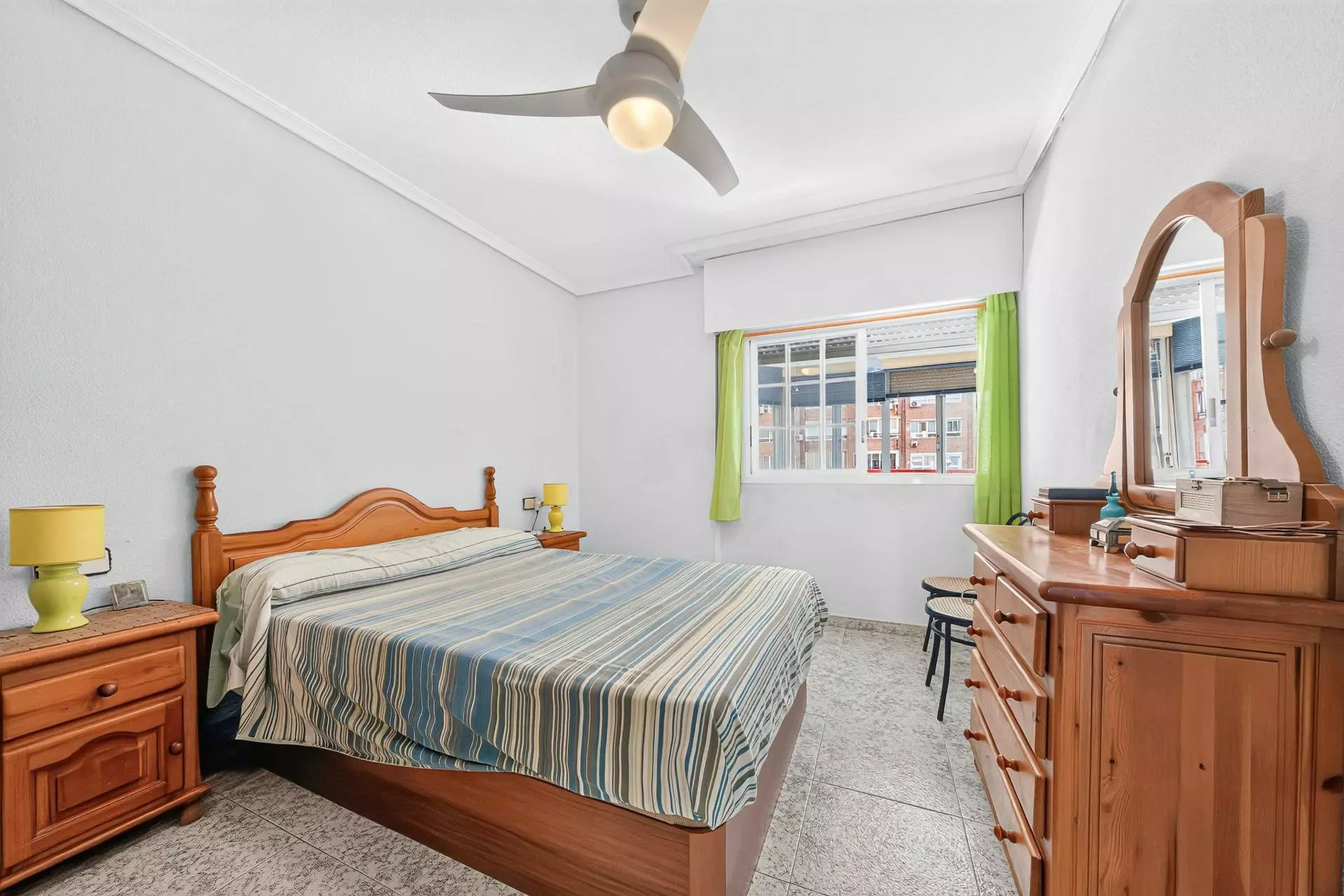 3-bedroom Flat In Alicante, Spain (110 M²)