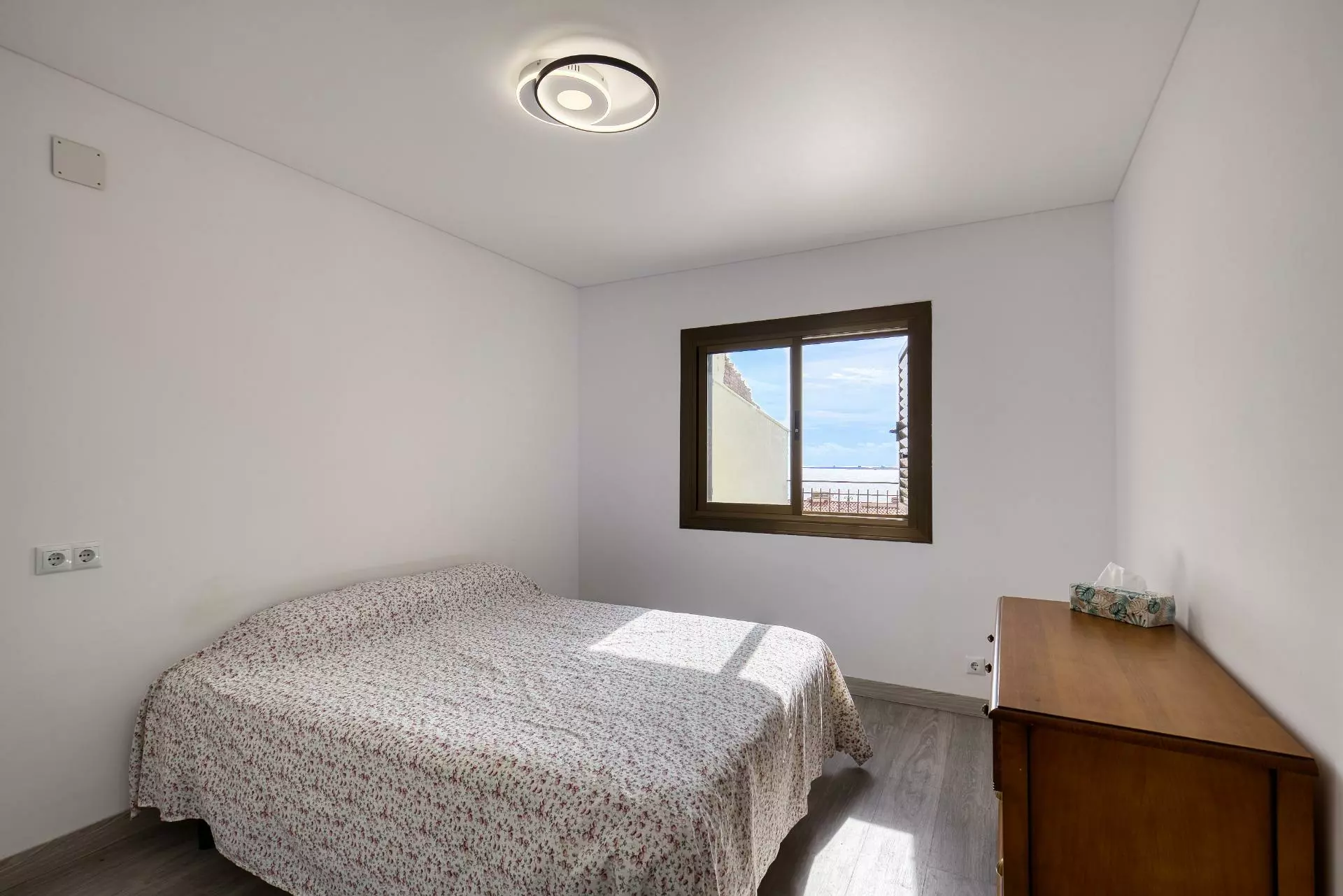 4-17-500bea 2-bedroom Apartment In Santa Pola, Spain (55 M²)