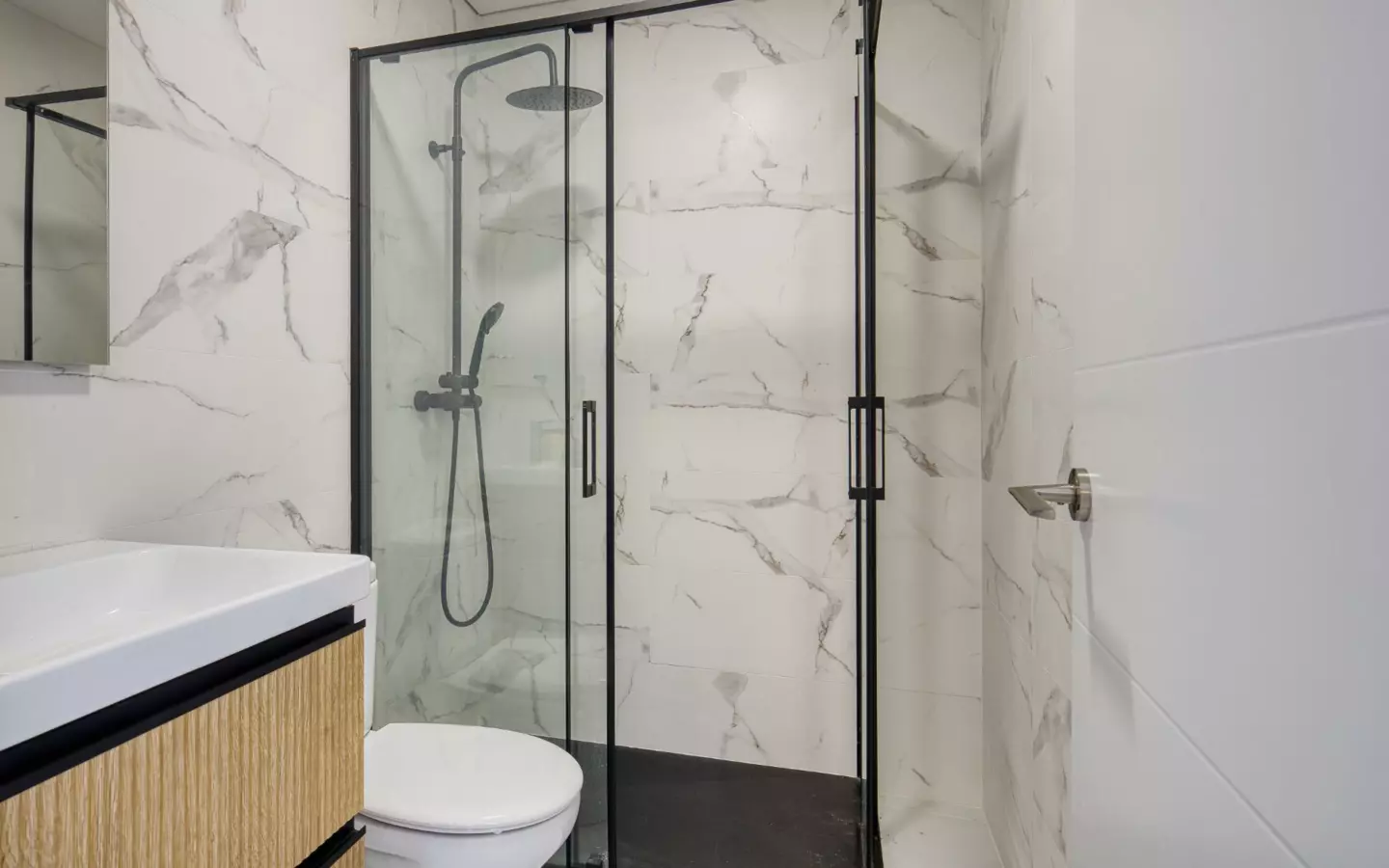 2-bedroom Apartment In Santa Pola, Spain (55 M²)