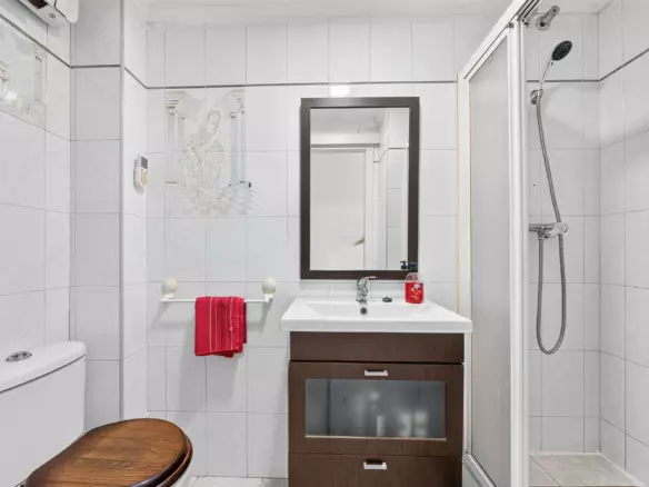 3-bedroom Flat In Alicante, Spain (110 M²)