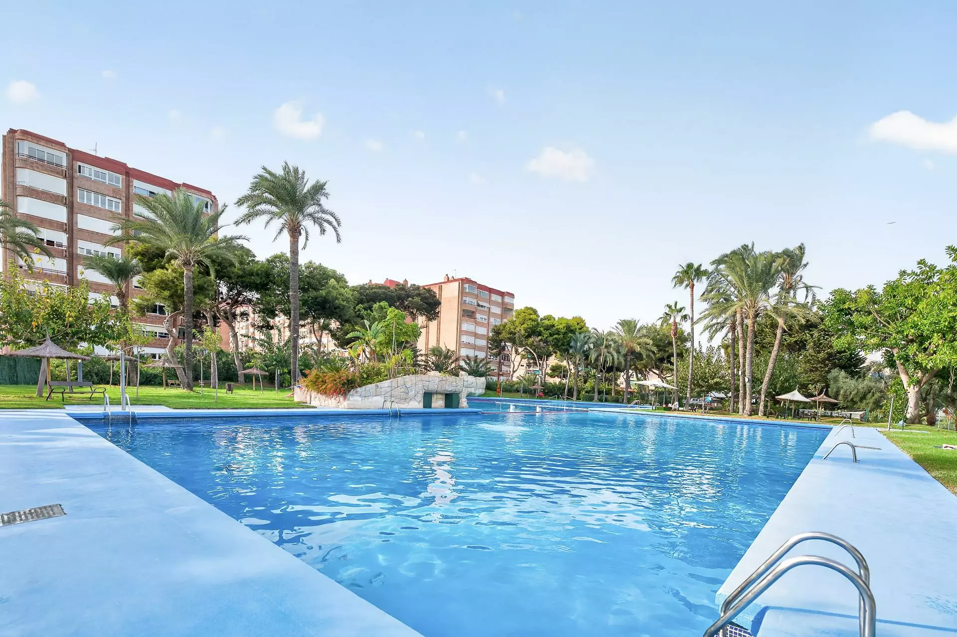 3-bedroom Flat In Alicante, Spain (110 M²)