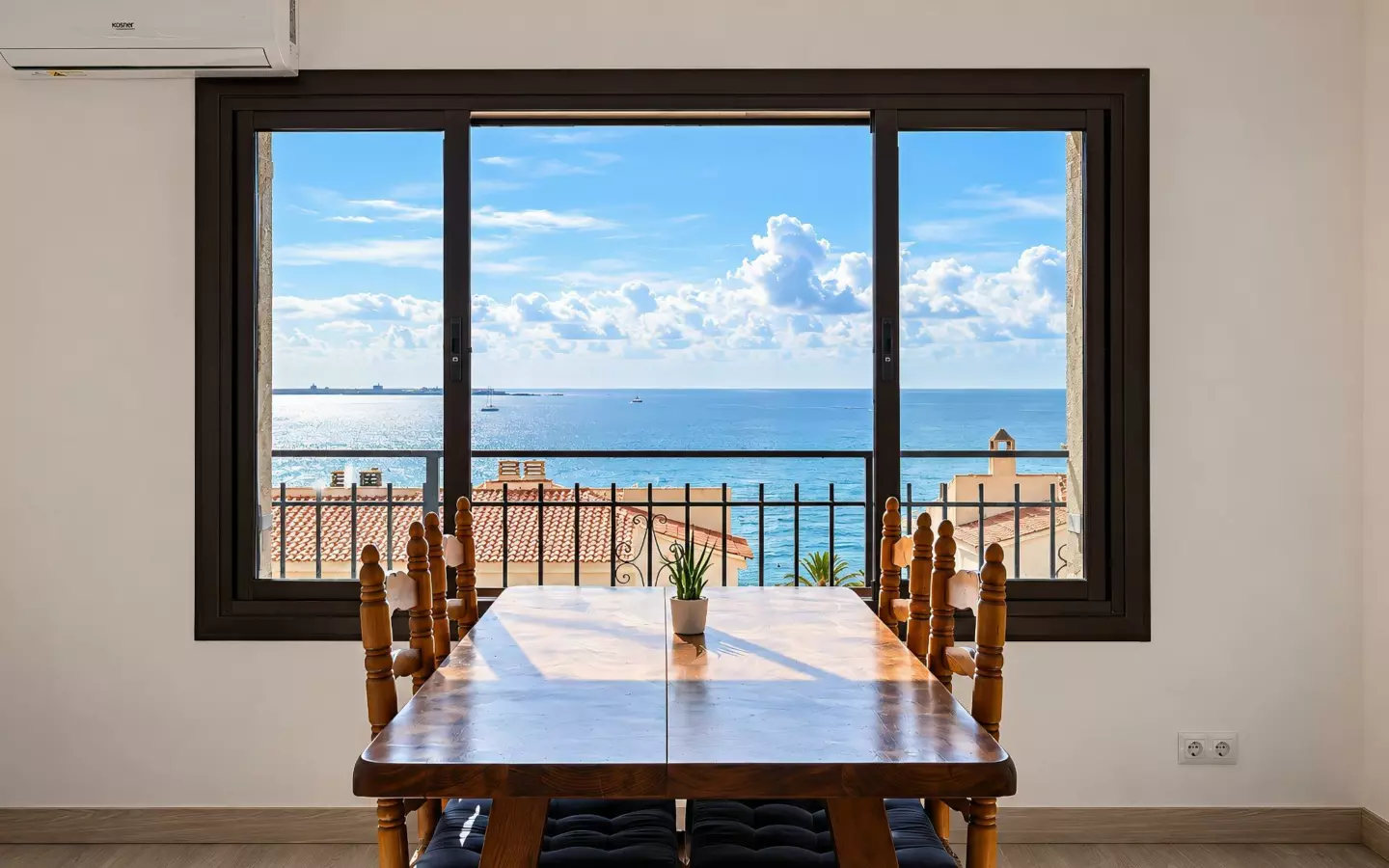 2-bedroom Apartment In Santa Pola, Spain (55 M²)