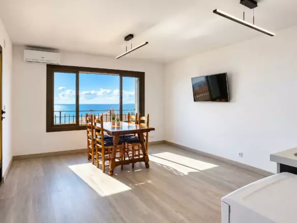 2-bedroom Apartment In Santa Pola, Spain (55 M²)
