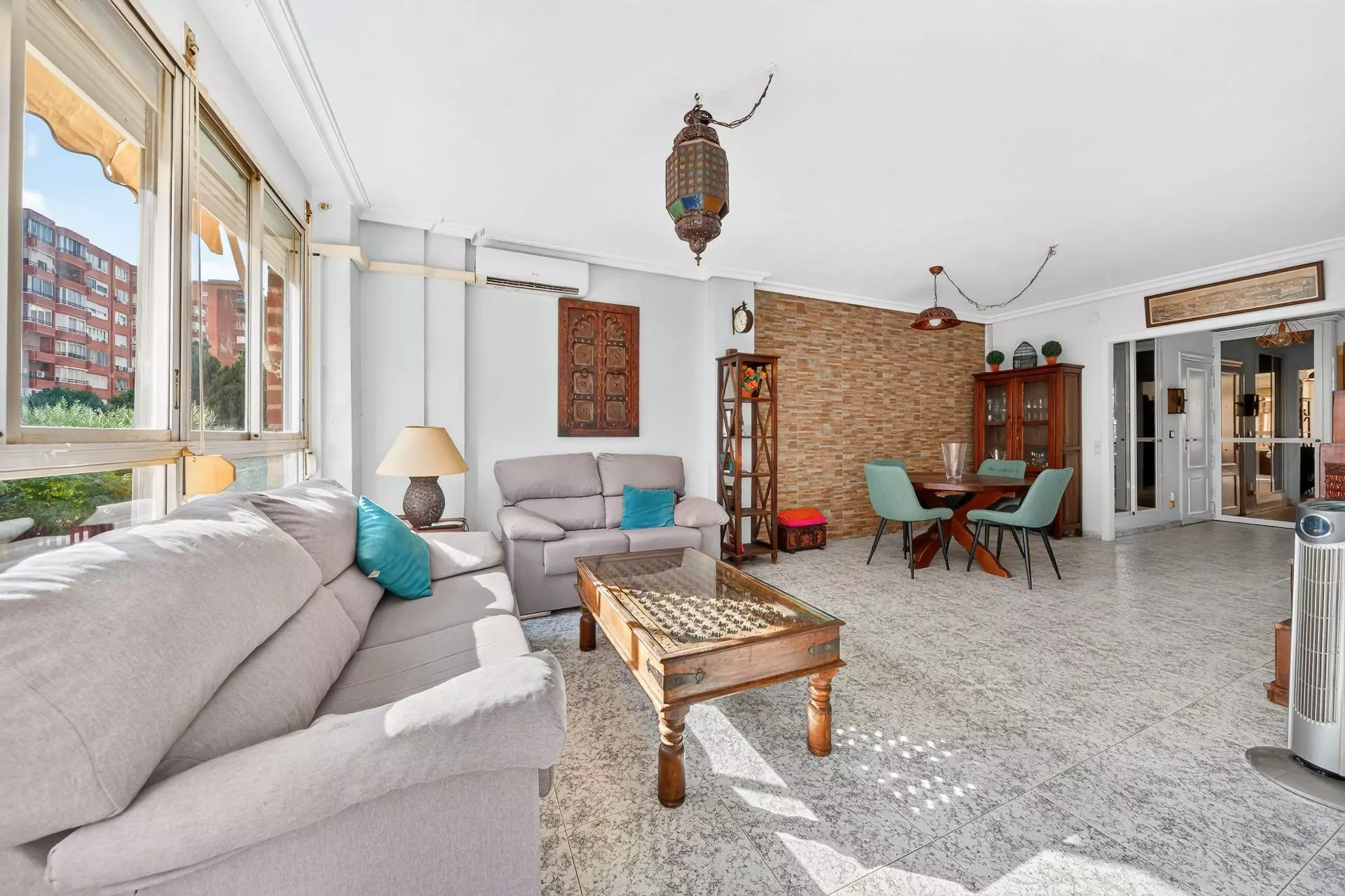 3-bedroom Flat In Alicante, Spain (110 M²)