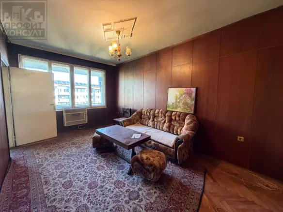 Three-bedroom Apartment, 107 Sq.m., On A Quiet Street