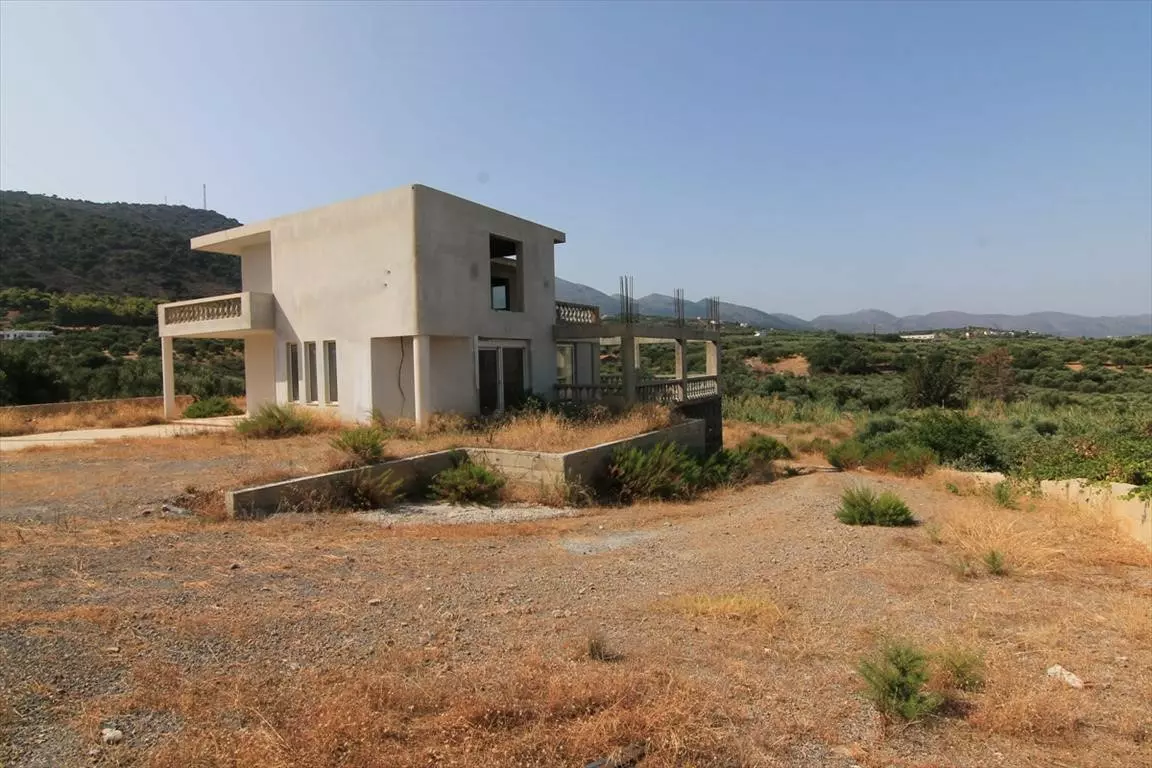 5-bedroom Detached House In Vrachasi, Greece (300 M²)