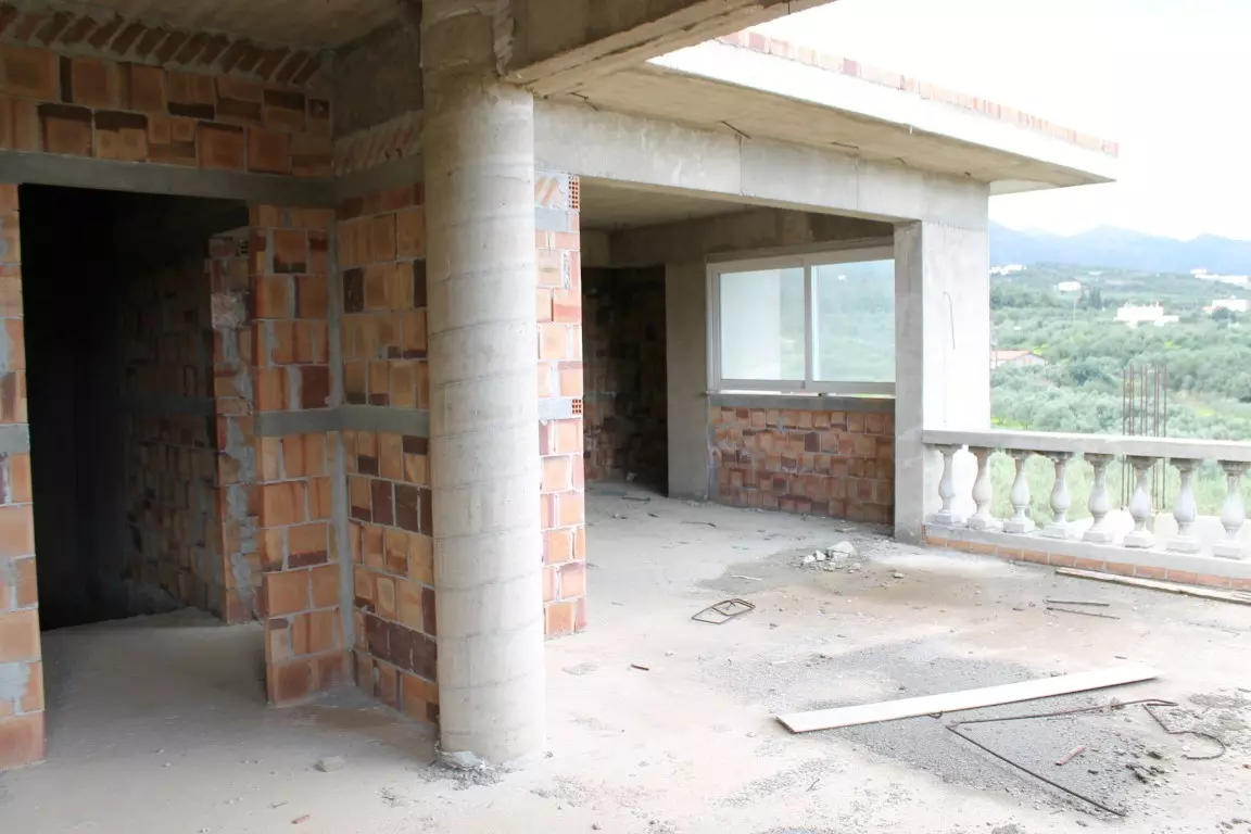 5-bedroom Detached House In Vrachasi, Greece (300 M²)