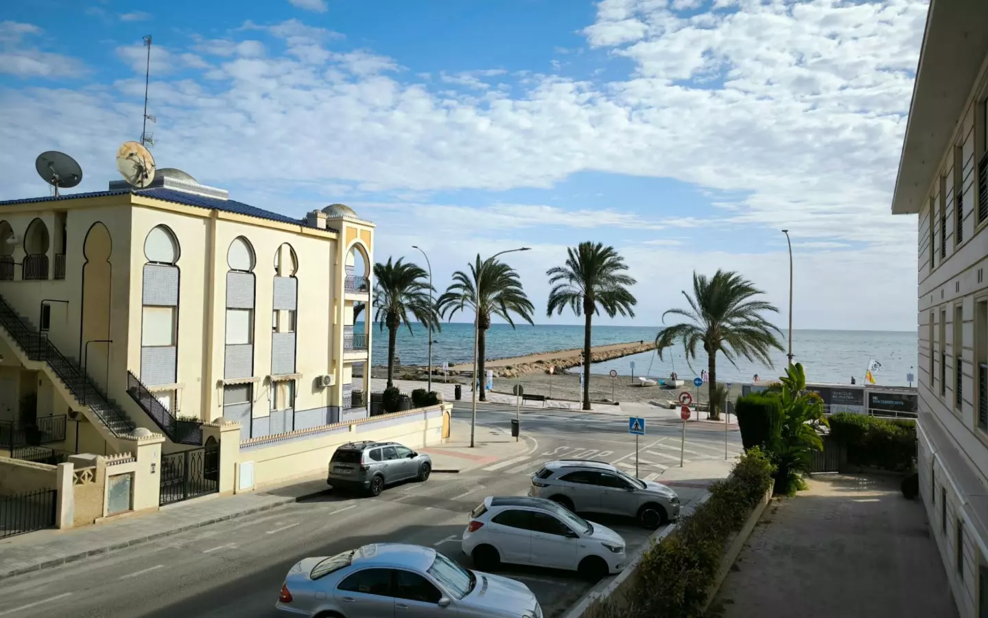 3-bedroom Flat In Santa Pola, Spain (108 M²)