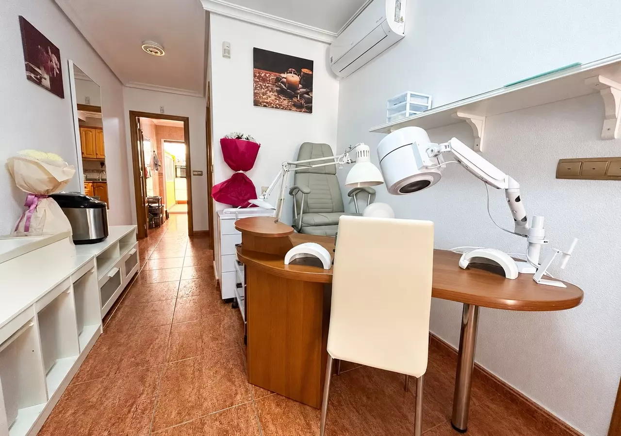 3-bedroom Apartment In Torrevieja, Spain (57 M²)