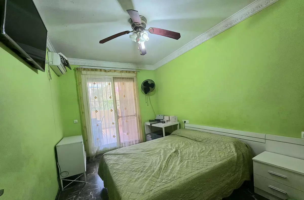 2-bedroom Apartment In Fuengirola, Spain (90 M²)
