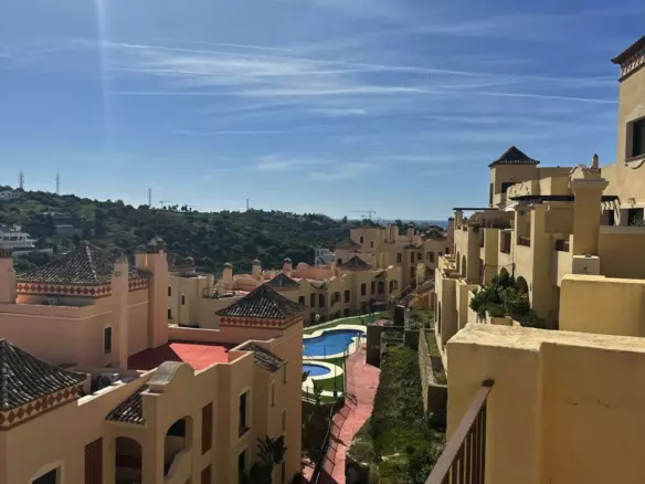 2-bedroom Apartment In Estepona, Spain (135 M²)